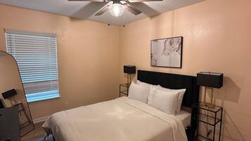 2 bedrooms, iron/ironing board, WiFi, bed sheets