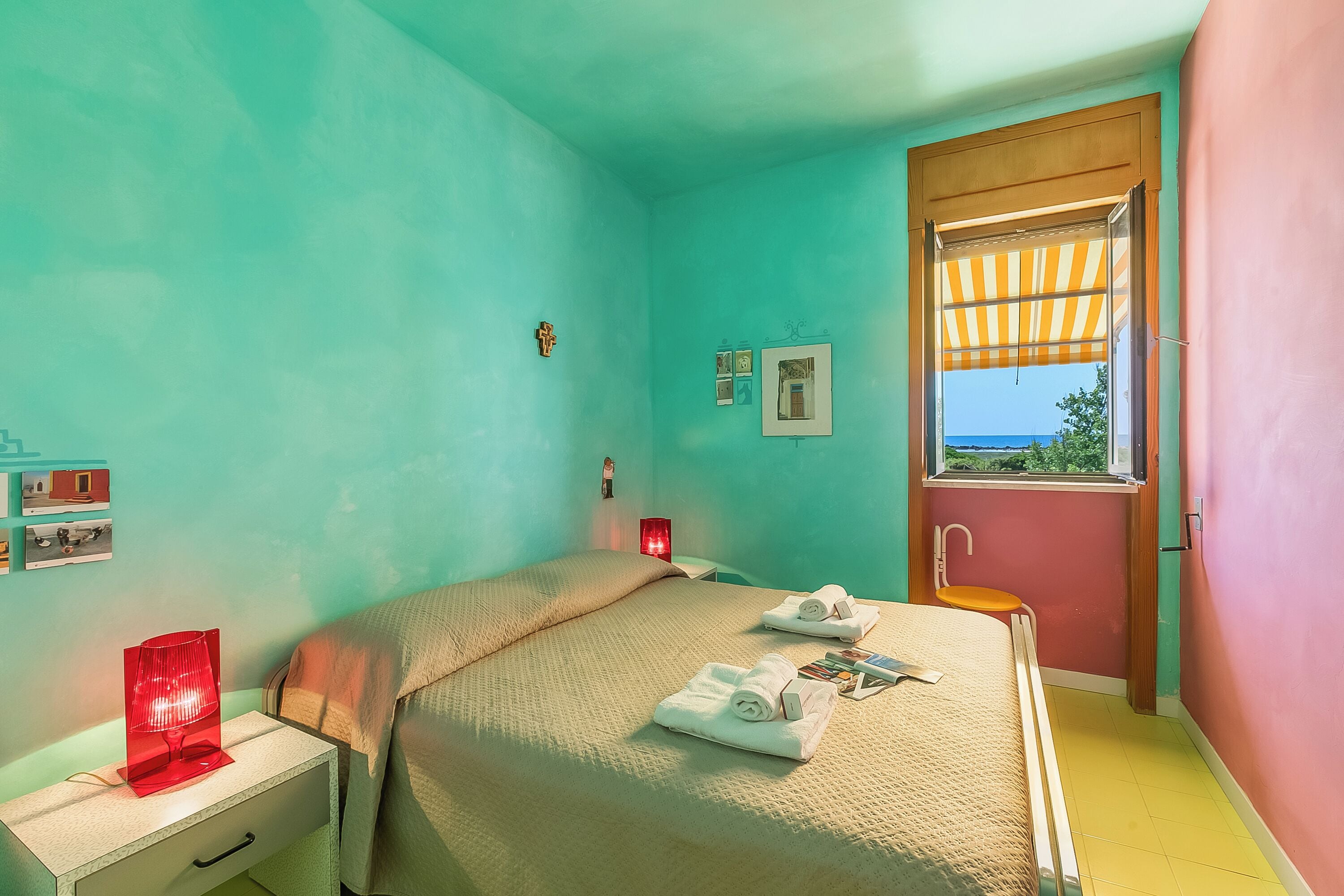 Family Apartment, Multiple Bedrooms (Tramonto Salentino Apartment Sea View) | 2 bedrooms, bed sheets