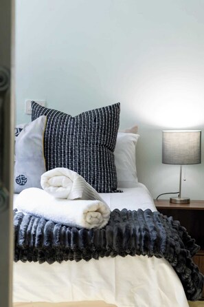 House, Multiple Beds, Patio, Garden View (Buitengracht House ) | 2 bedrooms, individually decorated, individually furnished, bed sheets - Funky Pet Friendly, 2-bedroom Escape, Bo-kaap (Cape Town)