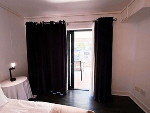 Apartment, 1 Double Bed with Sofa bed, Patio, Mountain View (210 Atlantica ) | 1 bedroom, individually decorated, individually furnished - Spacious 1 Bedroom Apartment, Atlantica, Seapoint (Cape Town)