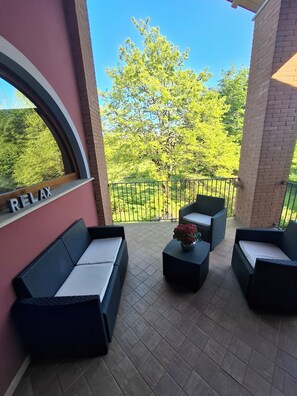 Twin Room, Mountain View | Terrace/patio - B&B Rubino (Cervasca)