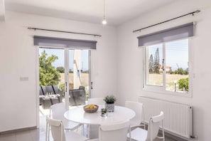 Villa (3 Bedrooms) | Interior