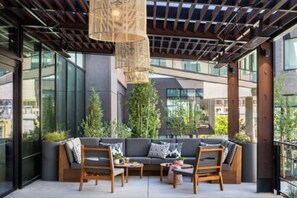 Terrace/patio - Charming MOXY hotel in delightful Boulder w/ AC, WiFi, fitness MAY 8th-MAY 10th (Boulder)