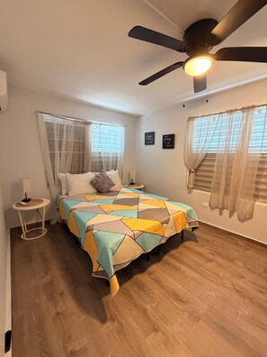 2 bedrooms, desk, iron/ironing board, free WiFi