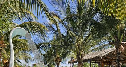 Cottage 150 meters from the sea, located on Coqueiro beach in Luis Correia.