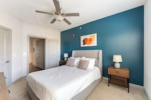 Apartment, 2 Bedrooms | 2 bedrooms, individually decorated, individually furnished, desk