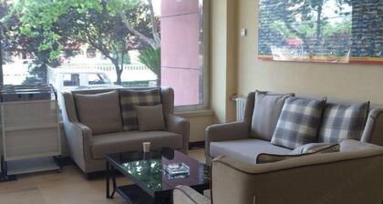 Cinda Hotel