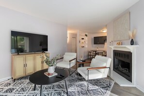 Smart TV, fireplace, video games