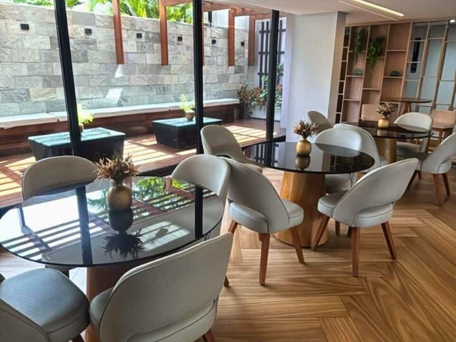 Deluxe Triple Room | Dining
