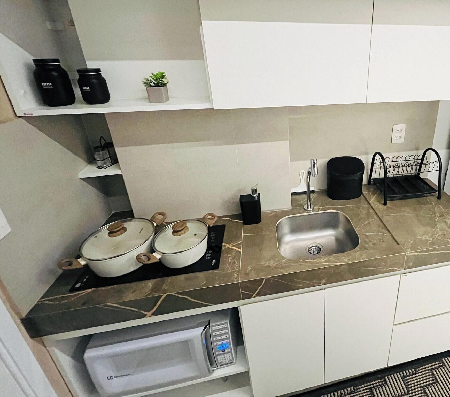 Quarto casal luxo | Cozinha privada