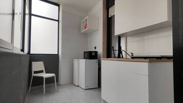 Deluxe-Apartment, Balkon | Schallisolierte Zimmer, Bügeleisen/Bügelbrett, kostenloses WLAN