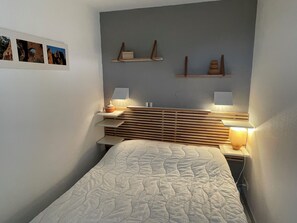 1 bedroom, iron/ironing board - T1 with exceptional sea view-HAMEAU CAP ESTEREL- VILLAGE VACANCES -AGAY (Saint-Raphaël)