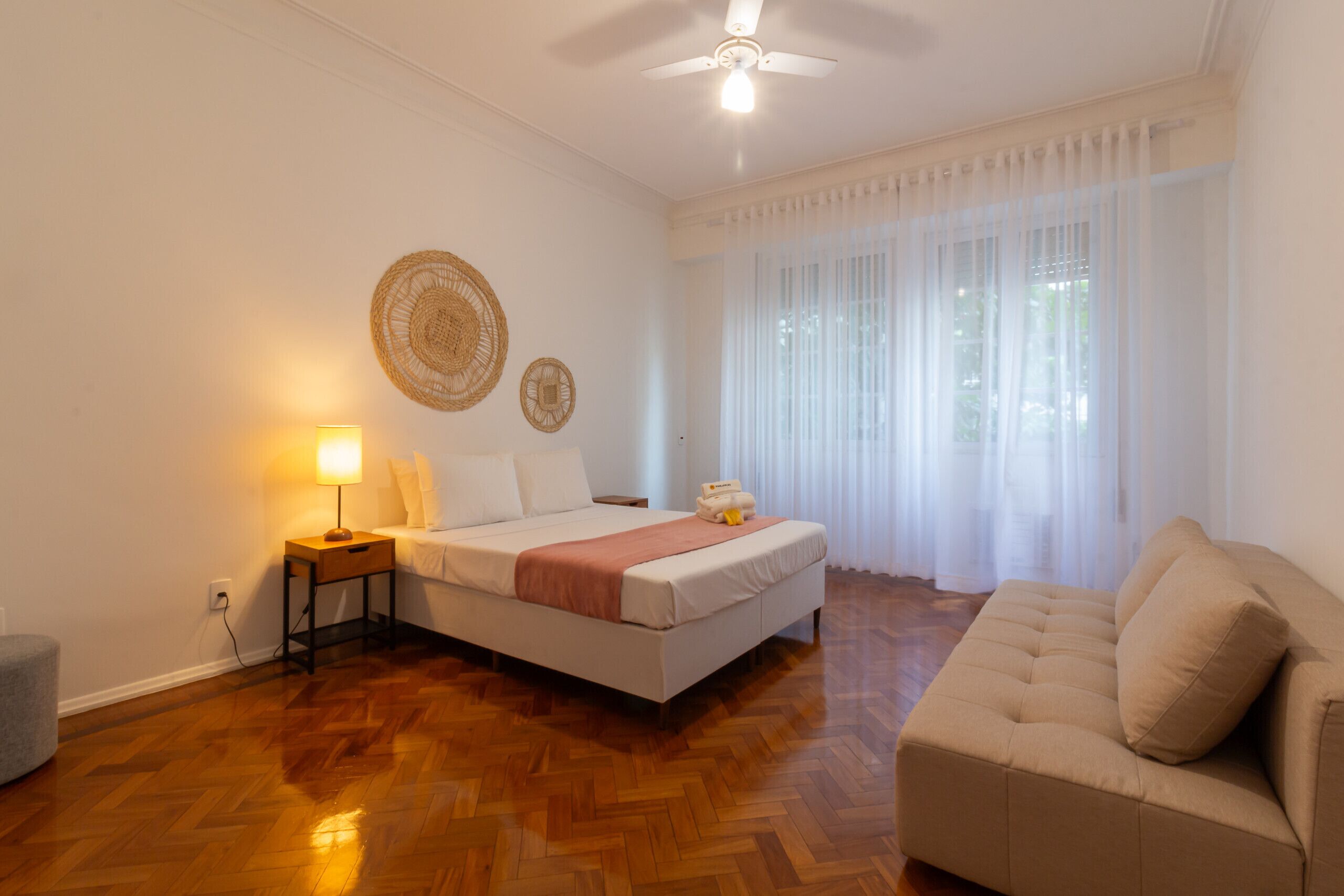 3 bedrooms, iron/ironing board, travel crib, free WiFi