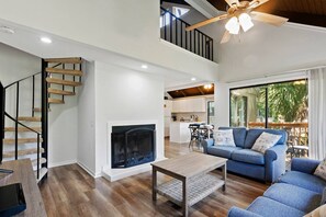 Una televisión, libros