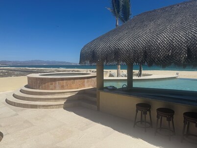Ocean Front Villa in peaceful La Ribera Sleeps 8