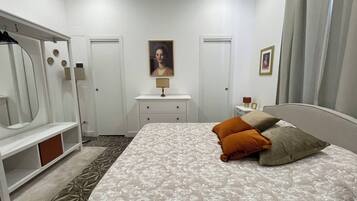 1 bedroom, iron/ironing board, WiFi