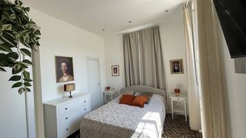 1 camera, ferro/asse da stiro, Wi-Fi