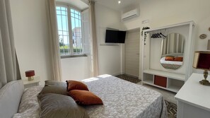 1 bedroom, iron/ironing board, WiFi