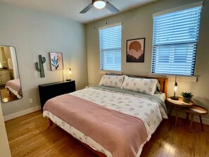 3 chambres, fer et planche à repasser, Wi-Fi, draps fournis