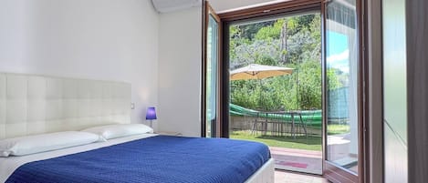 1 chambre, fer et planche Ă repasser, Wi-Fi gratuit, draps fournis