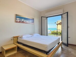 3 chambres, draps fournis