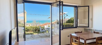 Ortona Amare - Three Bedroom Apartment, Sleeps 6