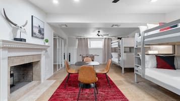 4 chambres, fer et planche Ă  repasser, Wi-Fi gratuit, draps fournis