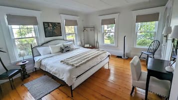 3 quartos, escrivaninha, ferros/tábuas de passar roupa, Wi-Fi