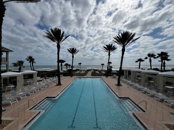 Piscine extérieure, piscine chauffée