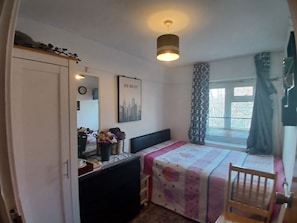 Shared Dormitory, 1 Bedroom, Smoking, Balcony | 1 bedroom