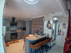 غرفة لتناول الطعام