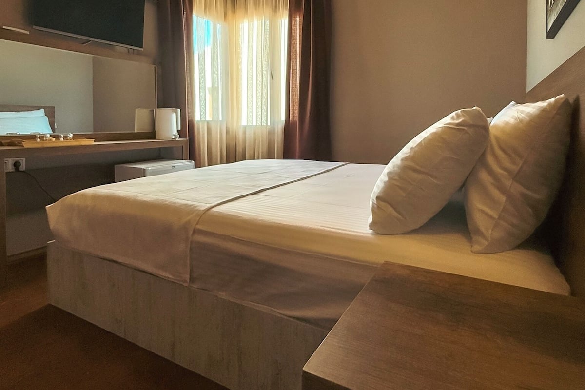Doppia Economy | Ferro/asse da stiro, Wi-Fi gratuito