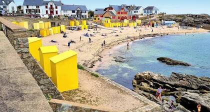 3 bedroom stunning home in Batz sur mer