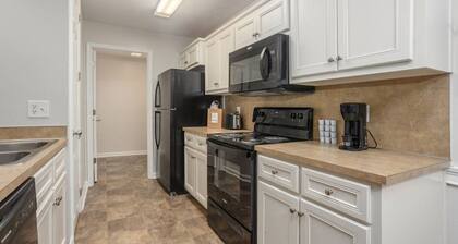 Cozy Budget-Friendly 1BR w. HDTV Near Ft. Benning