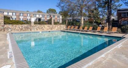 Modern 1BR with Pool & Parking | Near Ft Benning