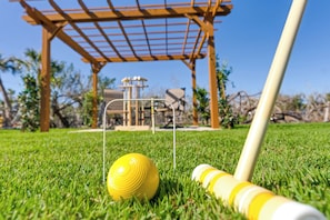 Children’s area - Golf for free and Gulf Views, Direct Beachfront! (Sanibel)