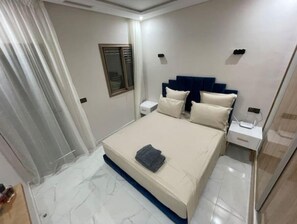 3 chambres, accès au Wi-Fi (inclus), literie fournie