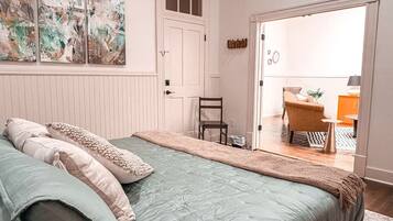 2 Schlafzimmer, Schreibtisch, Bügeleisen/Bügelbrett, kostenloses WLAN