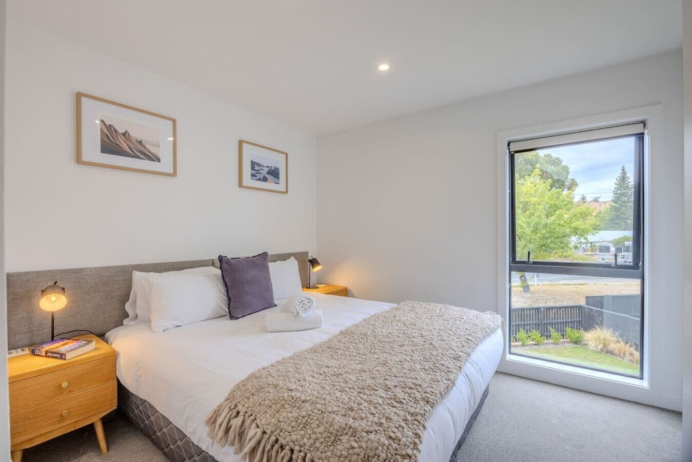 2 bedrooms, iron/ironing board, travel cot, free WiFi