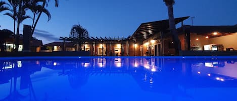 Piscine extérieure