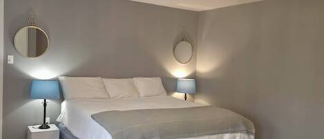 4 Schlafzimmer, Bügeleisen/Bügelbrett, kostenloses WLAN, Bettwäsche