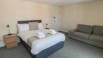Cottage | 3 bedrooms, free WiFi, individually decorated, individually furnished