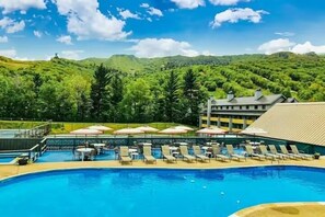 Indoor pool, outdoor pool