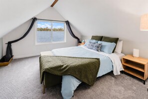 4 Schlafzimmer, Schreibtisch, Reisekinderbett, kostenloses WLAN