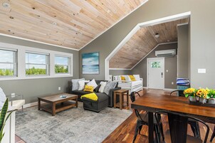 Signature House | Living area | TV