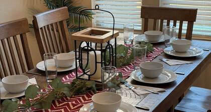 Gusty’s • NEW 5BR/3BA • 6 Beds • Sleeps 11 • Near Kyle Field