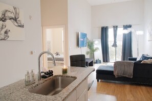 1 bedroom, WiFi, bed sheets