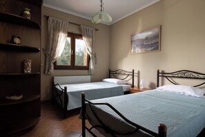 3 bedrooms, WiFi, bed sheets - Paradise Lagoon Villa Porto Koufo (Toroni)