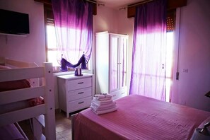 Classic Quadruple Room, Sea View | Iron/ironing board