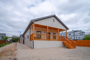 3 bedrooms
